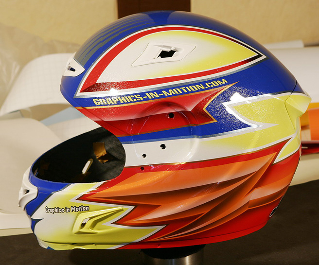 Seitenansicht des lackierten X-Lite Helmes